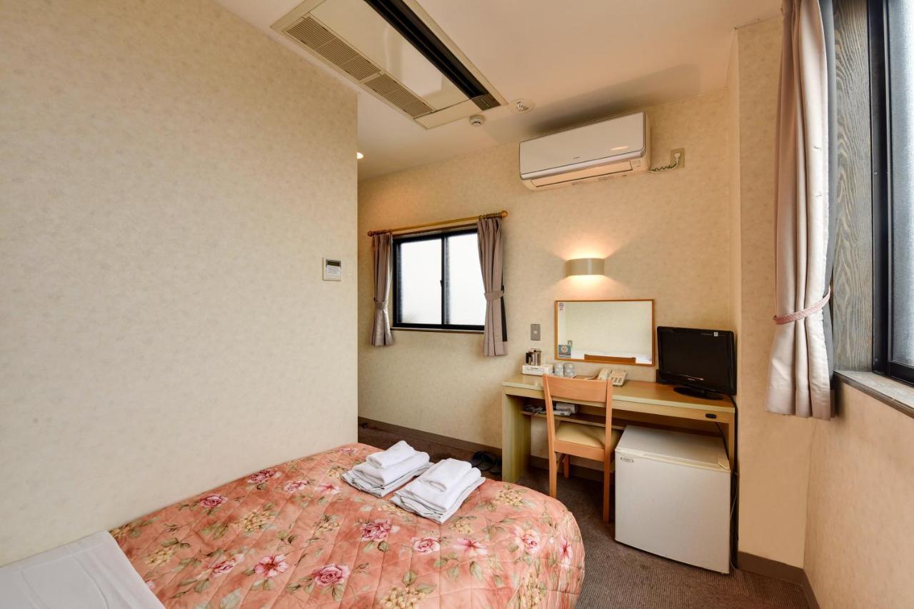 Hotel Hana Takayama  Bagian luar foto